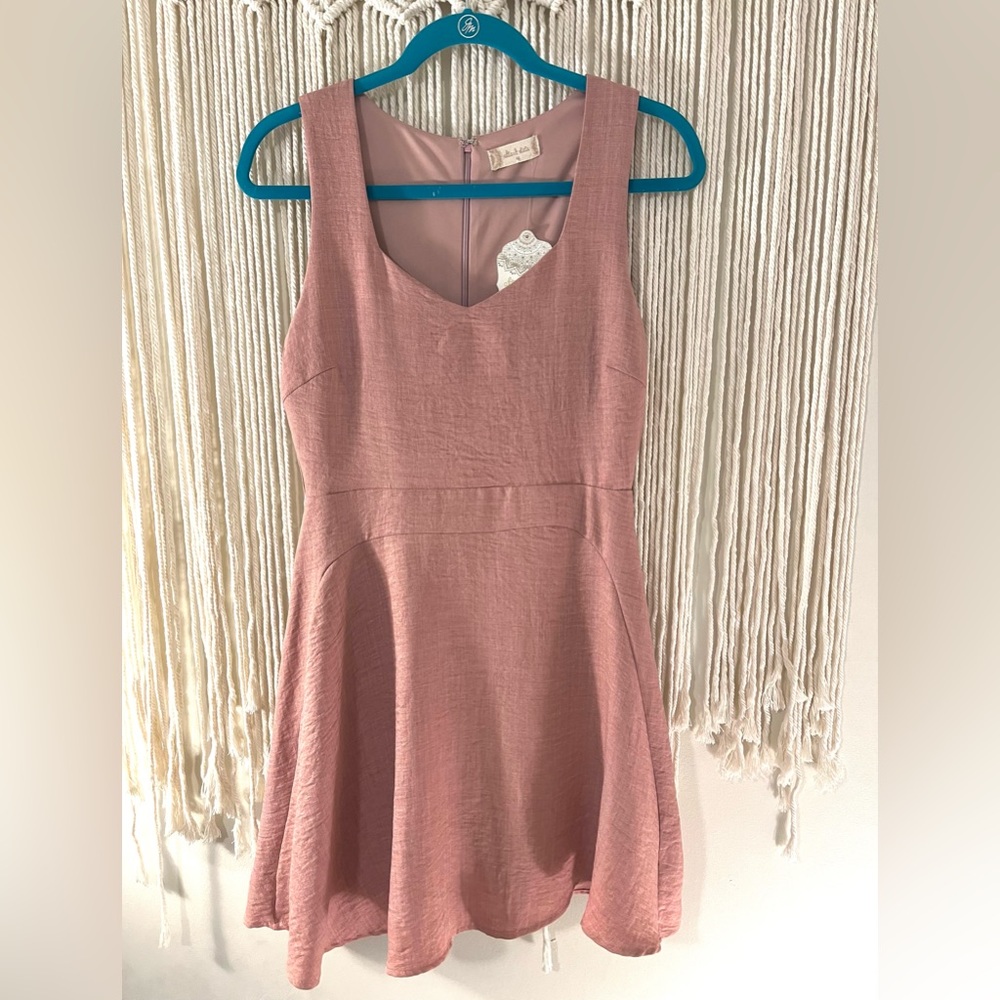 🌷NWT Altar’d State Women’s Sz Med Light Rose Fit & Flare Dress